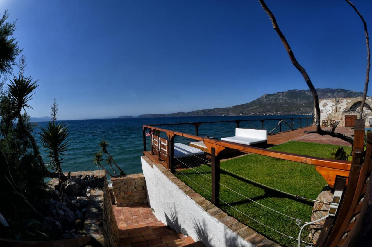 Luxurious Villa By The Sea Posidhonia  Exterior photo
